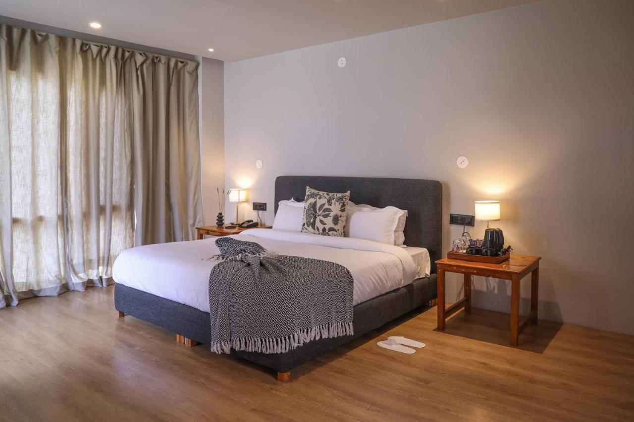 Hotel Warehouse X Poshtel Manāli Zewnętrze zdjęcie